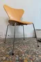 Chaises Fritz Hansen — design Arne Jacobsen