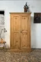 Ancienne armoire en sapin brut