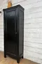 Petite armoire en chêne peinte en noir 