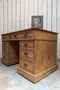 Ancien bureau en noyer