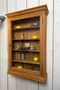 Petite vitrine murale en sapin