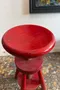 Tabouret d’atelier rouge signé