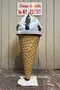 Ancien cornet de glace publicitaire