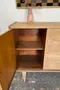 Commode vintage en contreplaqué chêne – années 60