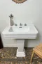 Ancien lavabo sur pied des années 50