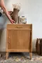 Petit chevet vintage en chêne – Années 50