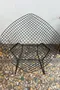 Fauteuil design Harry Bertoïa – modèle Diamond