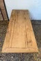 Table en chêne à piètement lyre