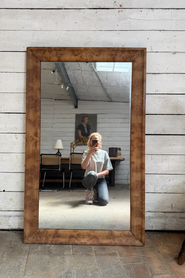 Miroir en loupe d’orme – fin XIXe siècle