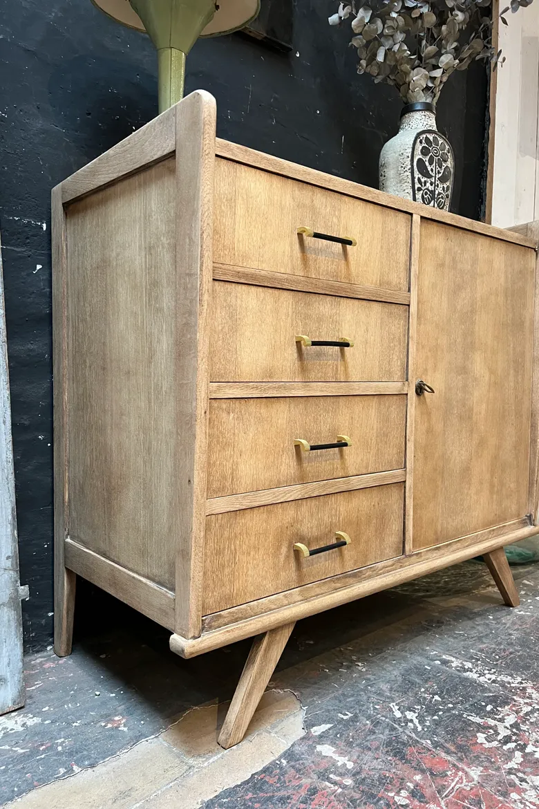 Commode vintage en chêne Années 50 — Commode vintage en chêne Années 50