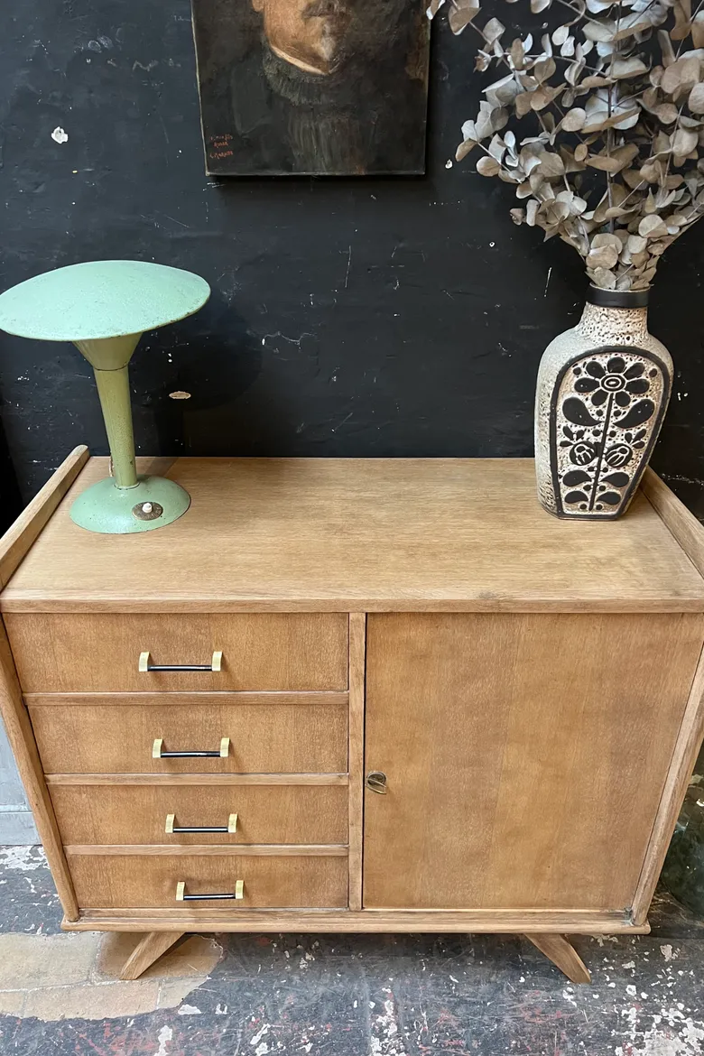 Commode vintage en chêne Années 50 — Commode vintage en chêne Années 50