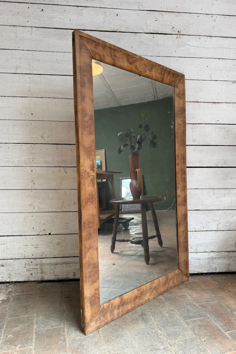 Miroir en loupe d’orme – fin XIXe siècle