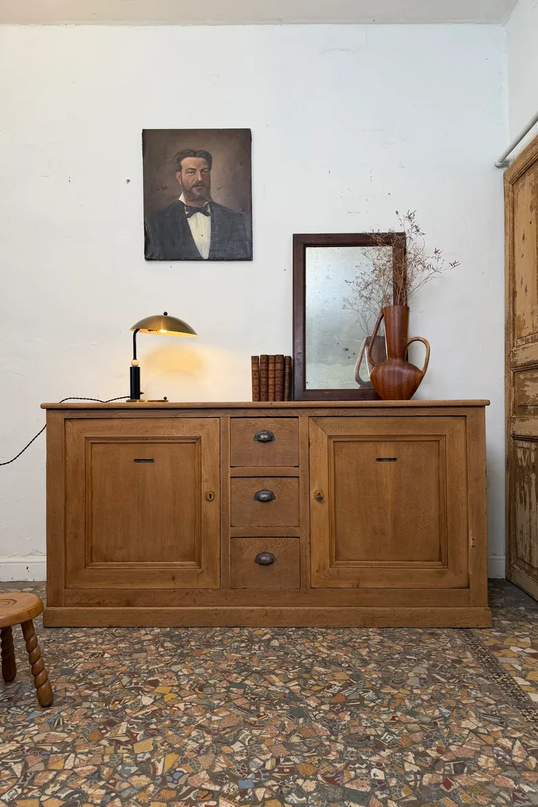 Ancien buffet en chêne – Début XXe siècle