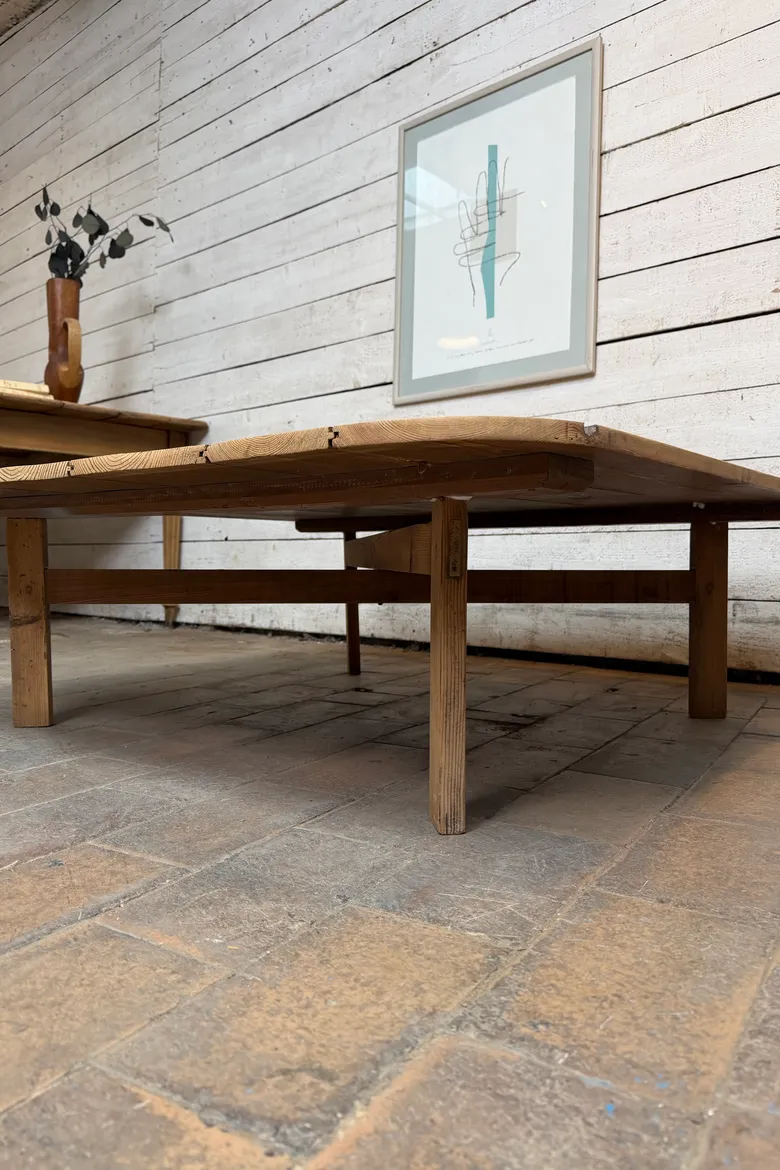Table basse ancienne en sapin