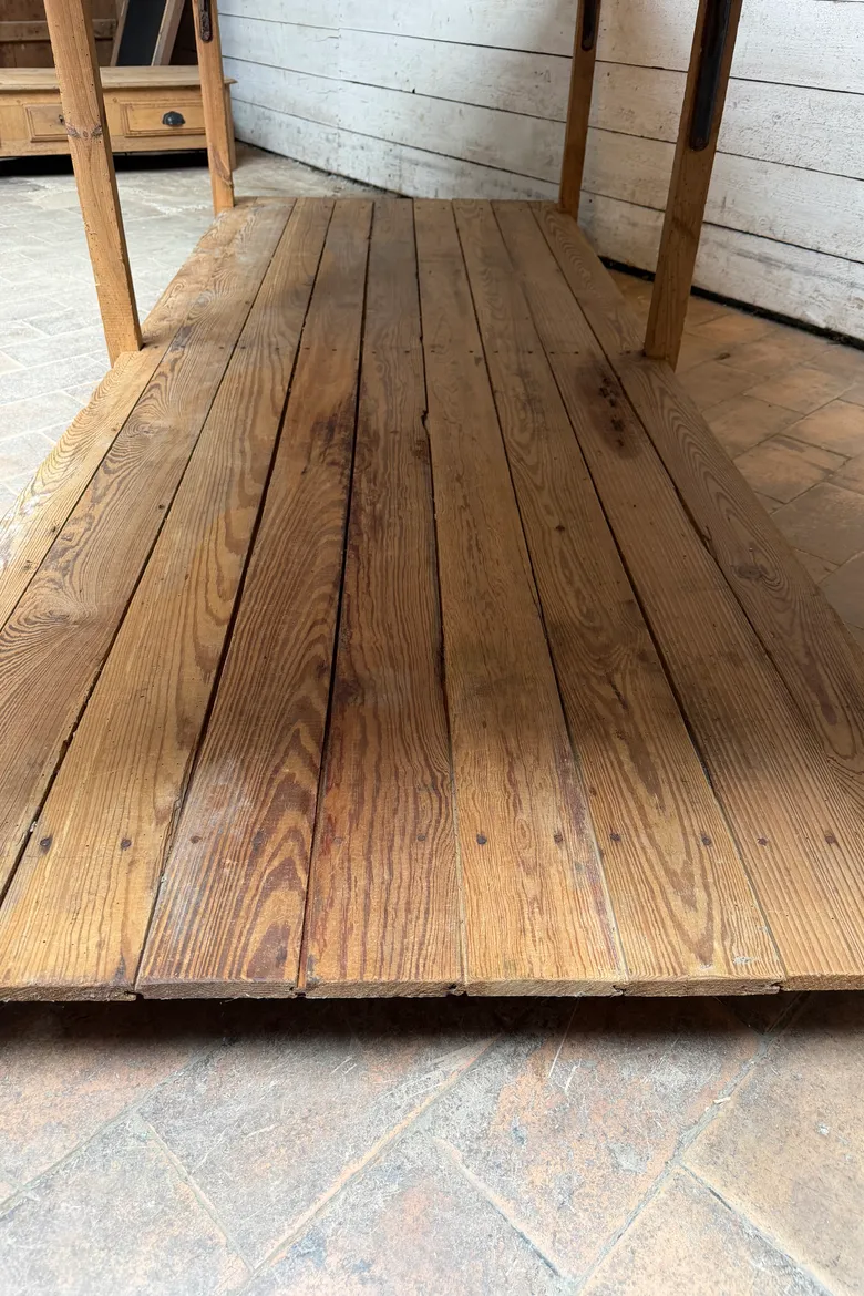 Grande table de travail – début XXe siècle