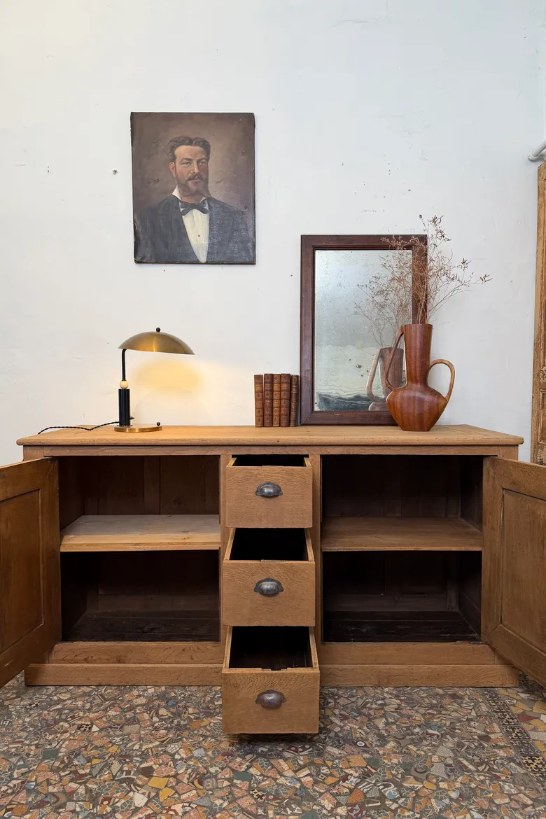 Ancien buffet en chêne – Début XXe siècle