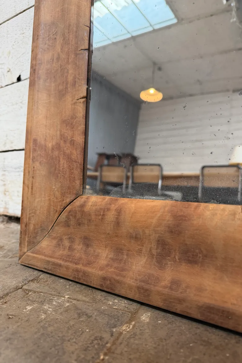 Miroir en loupe d’orme – fin XIXe siècle