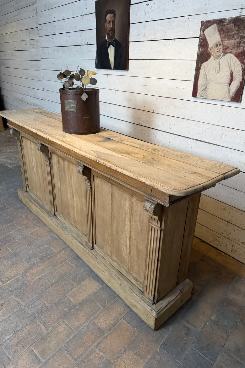 Ancien comptoir en chêne – début XXe