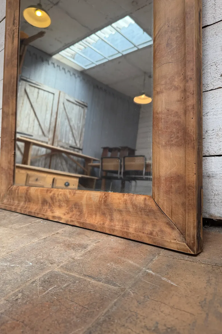 Miroir en loupe d’orme – fin XIXe siècle