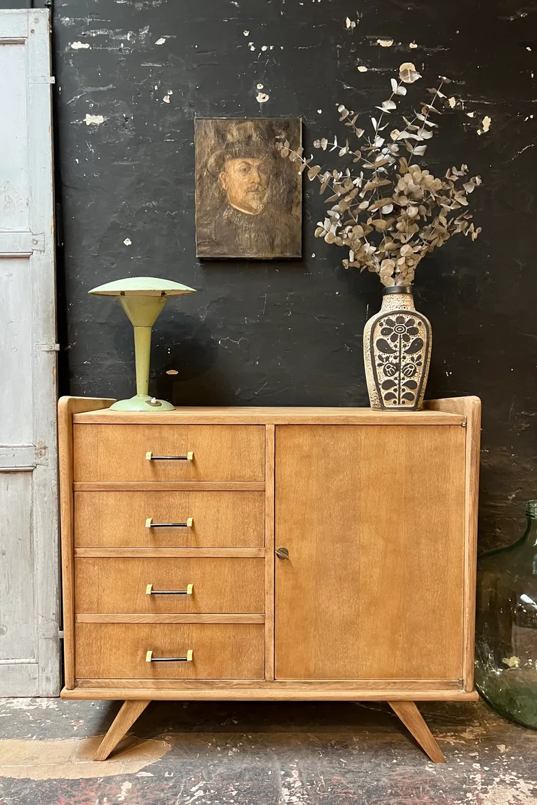 Commode vintage en chêne Années 50 — Commode vintage en chêne Années 50